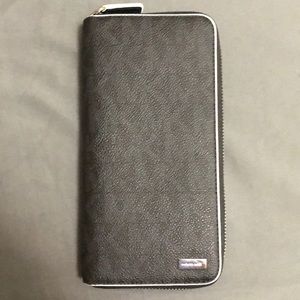 Michael kors men’s wallet